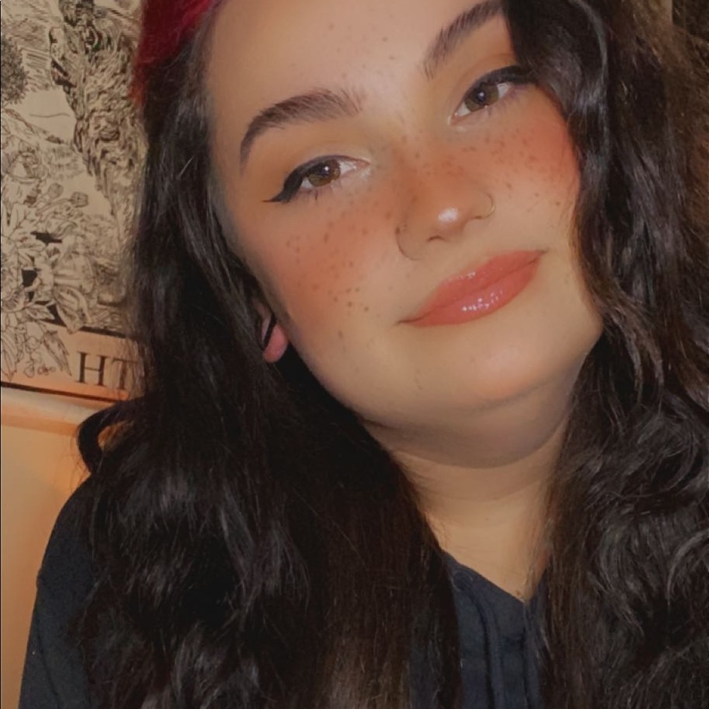 Meet your Posher, Vivian